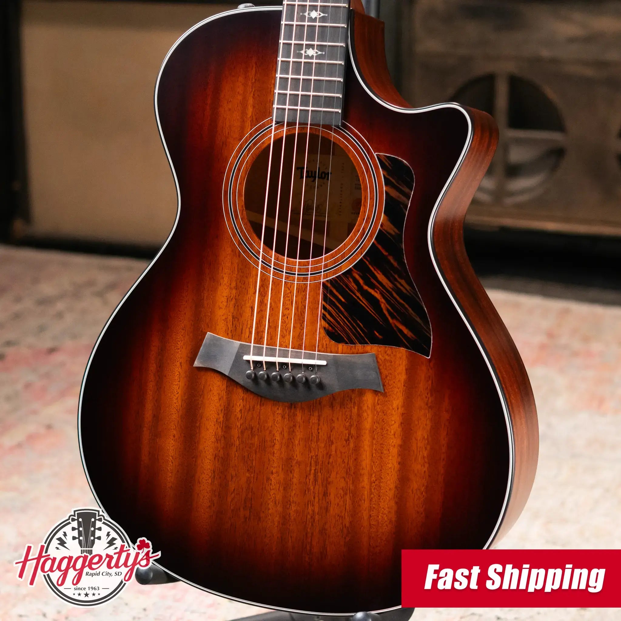 Taylor 322ce Grand Concert Acoustic/Electric Guitar - Shaded Edge Burst with Hardshell Case