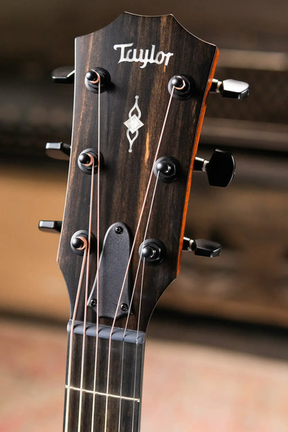 Taylor 322ce Grand Concert Acoustic/Electric Guitar - Shaded Edge Burst with Hardshell Case
