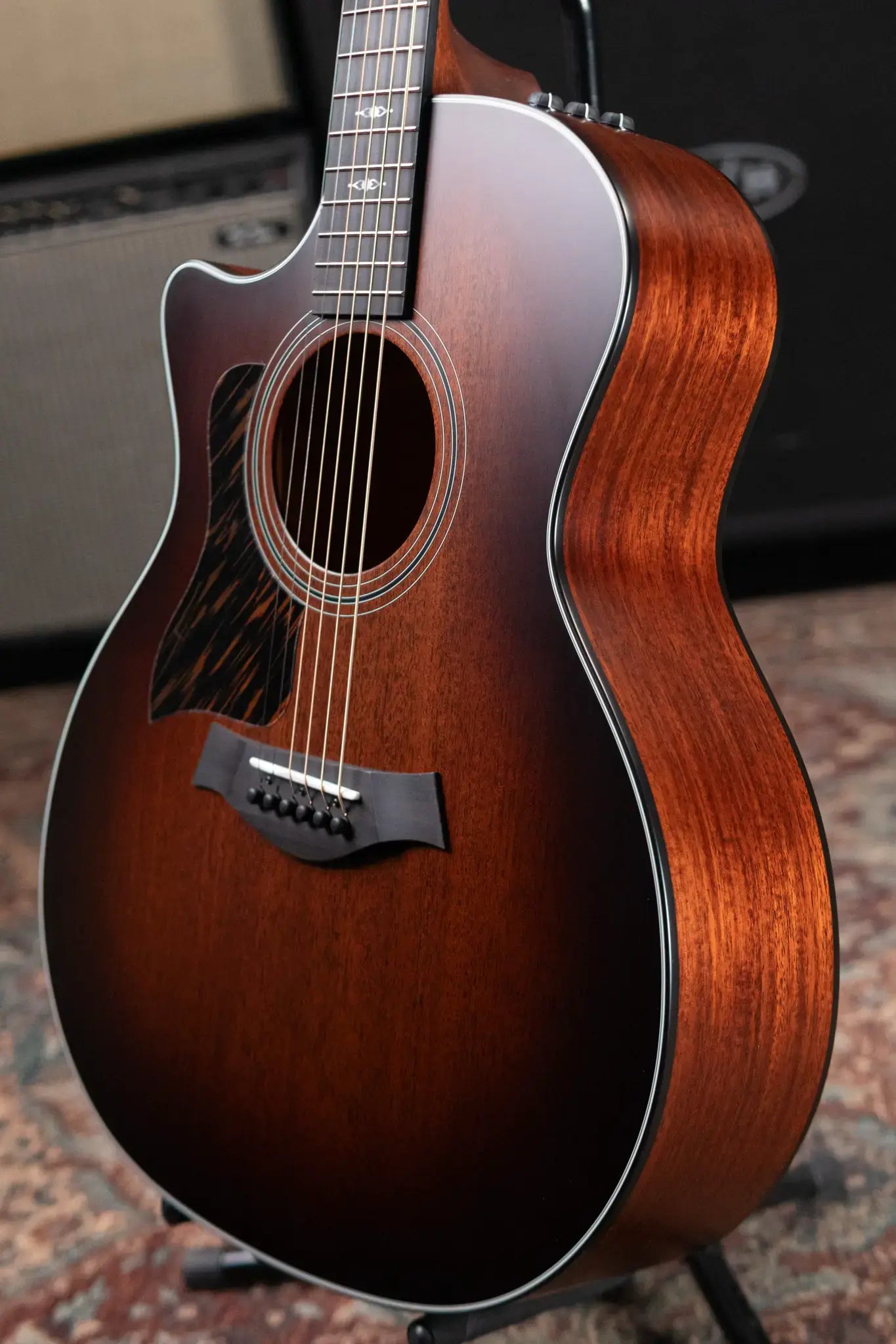 Taylor 324ce Left-Handed Grand Auditorium Acoustic/Electric Guitar - Shaded Edge Burst with Hardshell Case