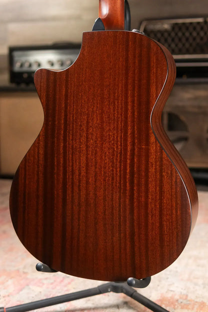 Taylor 352ce 12-String Grand Concert Acoustic/Electric Guitar with Hardshell Case