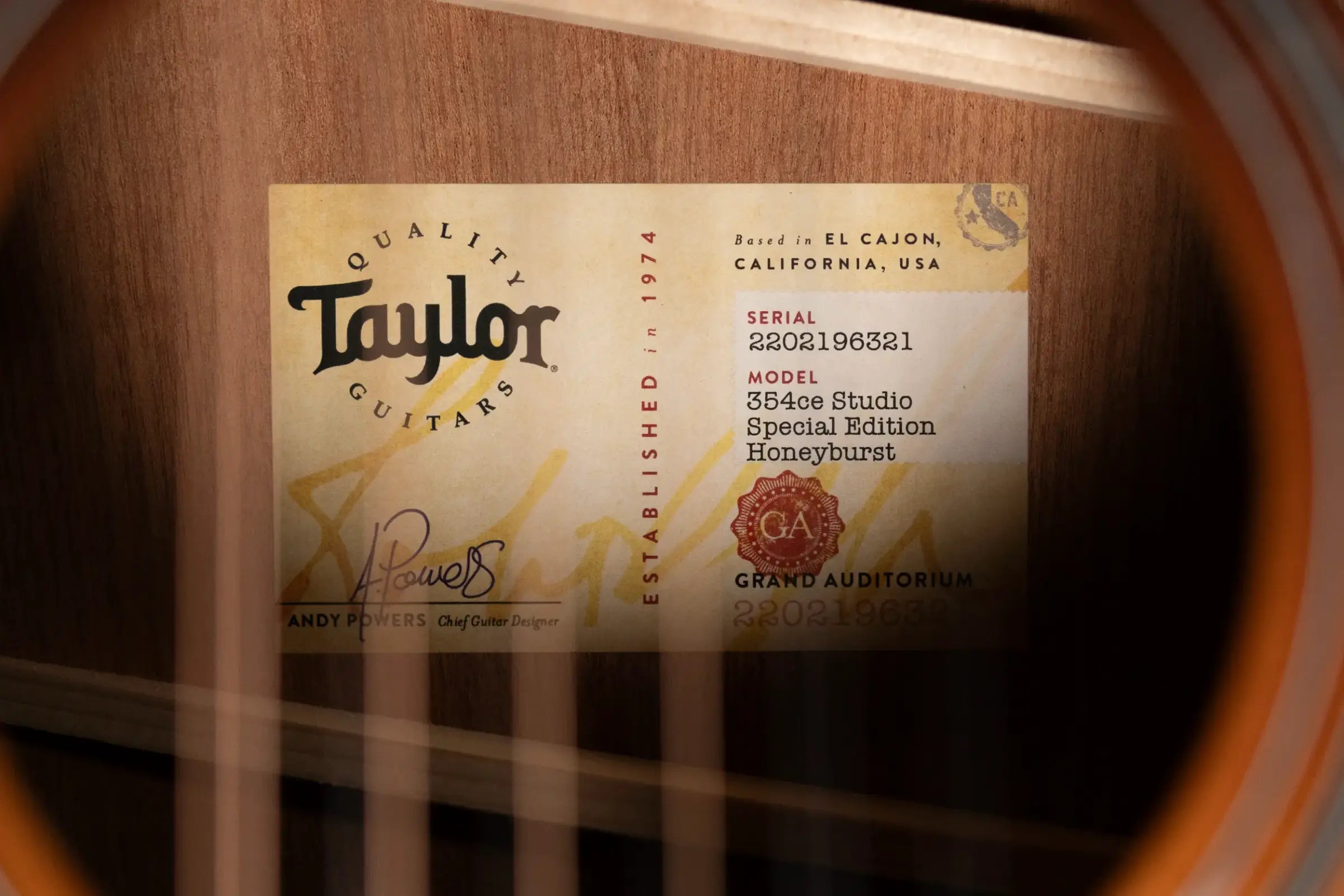 Taylor 354ce Studio Special Edition 12-String Grand Auditorium Acoustic/Electric Guitar - Honeyburst with Structured Gig Bag
