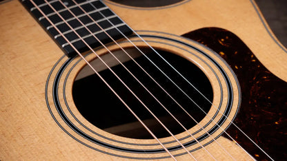 Taylor 414ce Studio Grand Auditorium Acoustic/Electric Guitar - Natural with Gig Bag