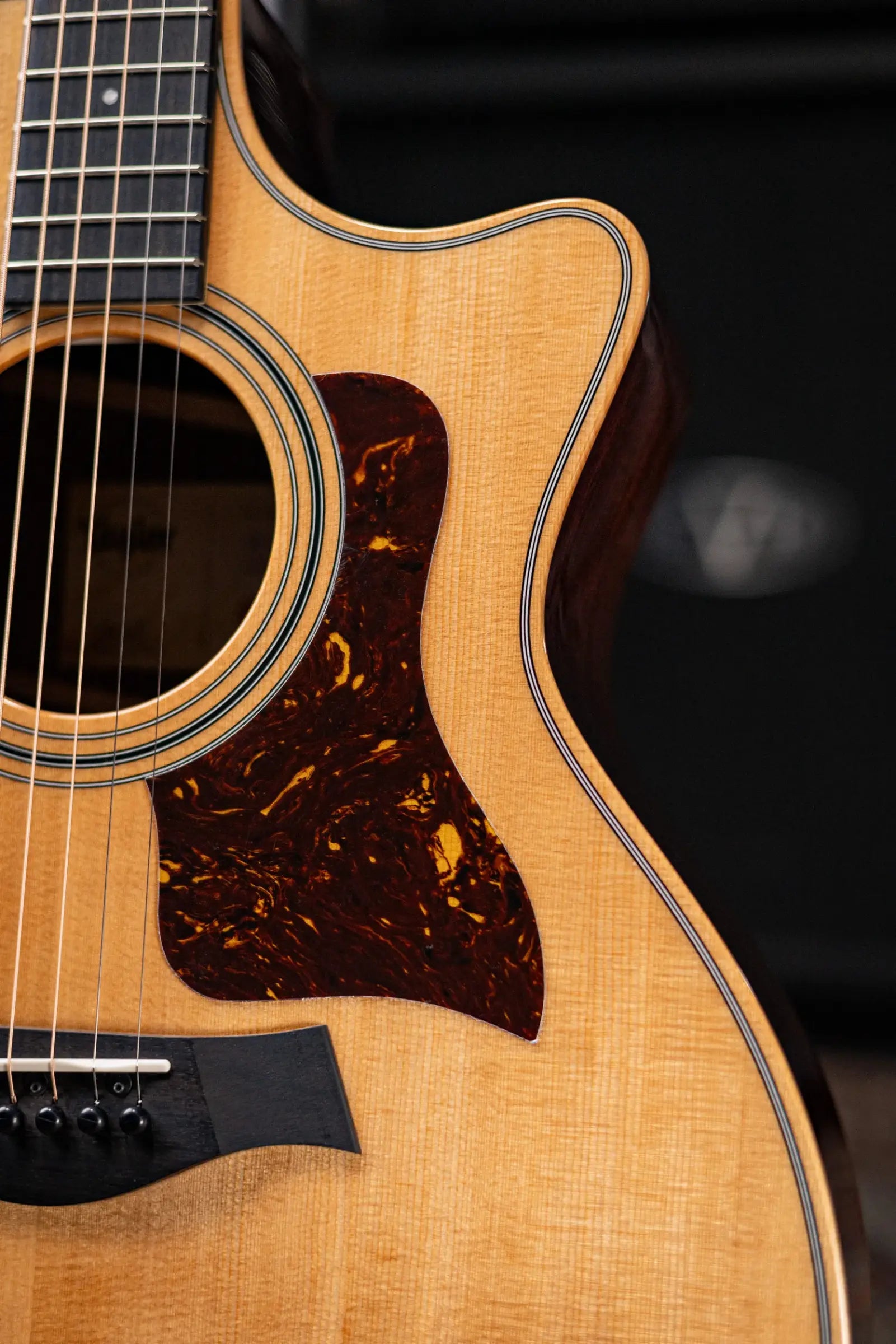Taylor 414ce Studio Grand Auditorium Acoustic/Electric Guitar - Natural with Gig Bag