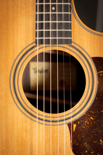 Taylor 414ce Studio Grand Auditorium Acoustic/Electric Guitar - Natural with Gig Bag