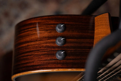 Taylor 414ce Studio Grand Auditorium Acoustic/Electric Guitar - Shaded Edgeburst with Gig Bag