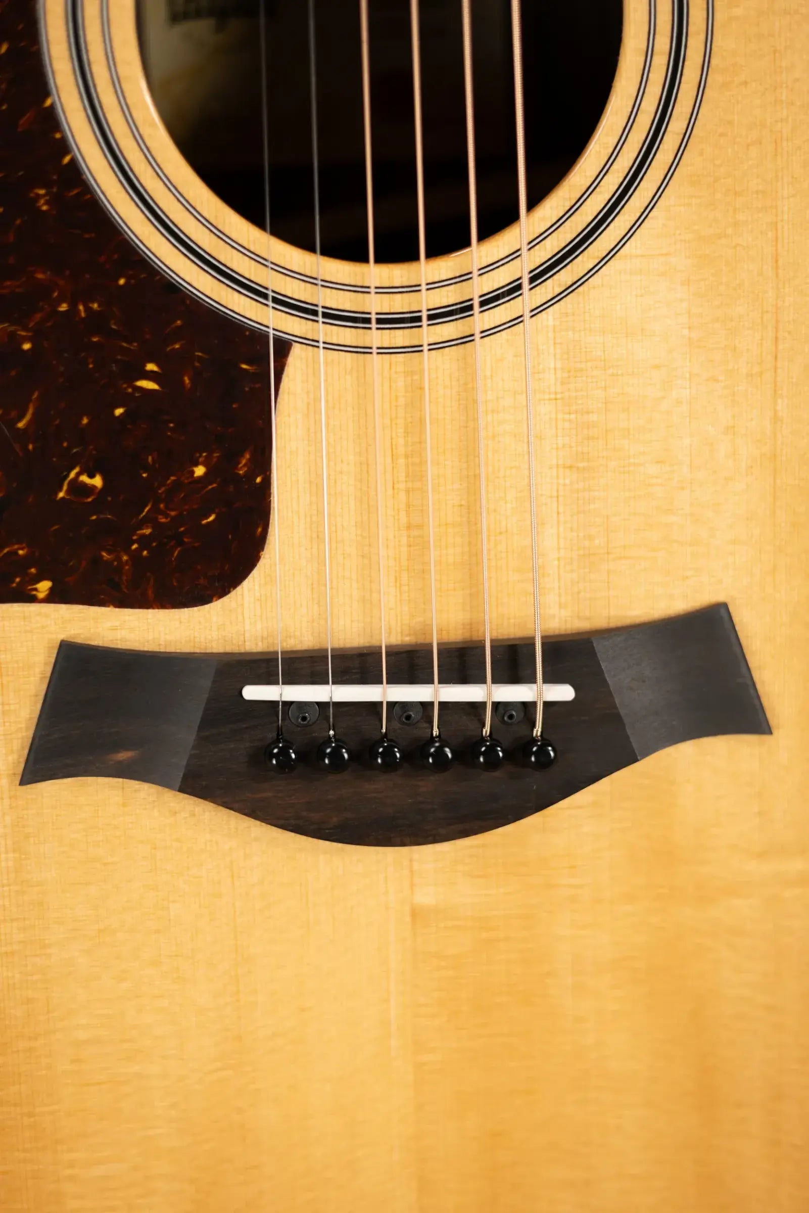 Taylor 414ce Studio Left-Handed Grand Auditorium Acoustic/Electric Guitar - Natural with Gig Bag