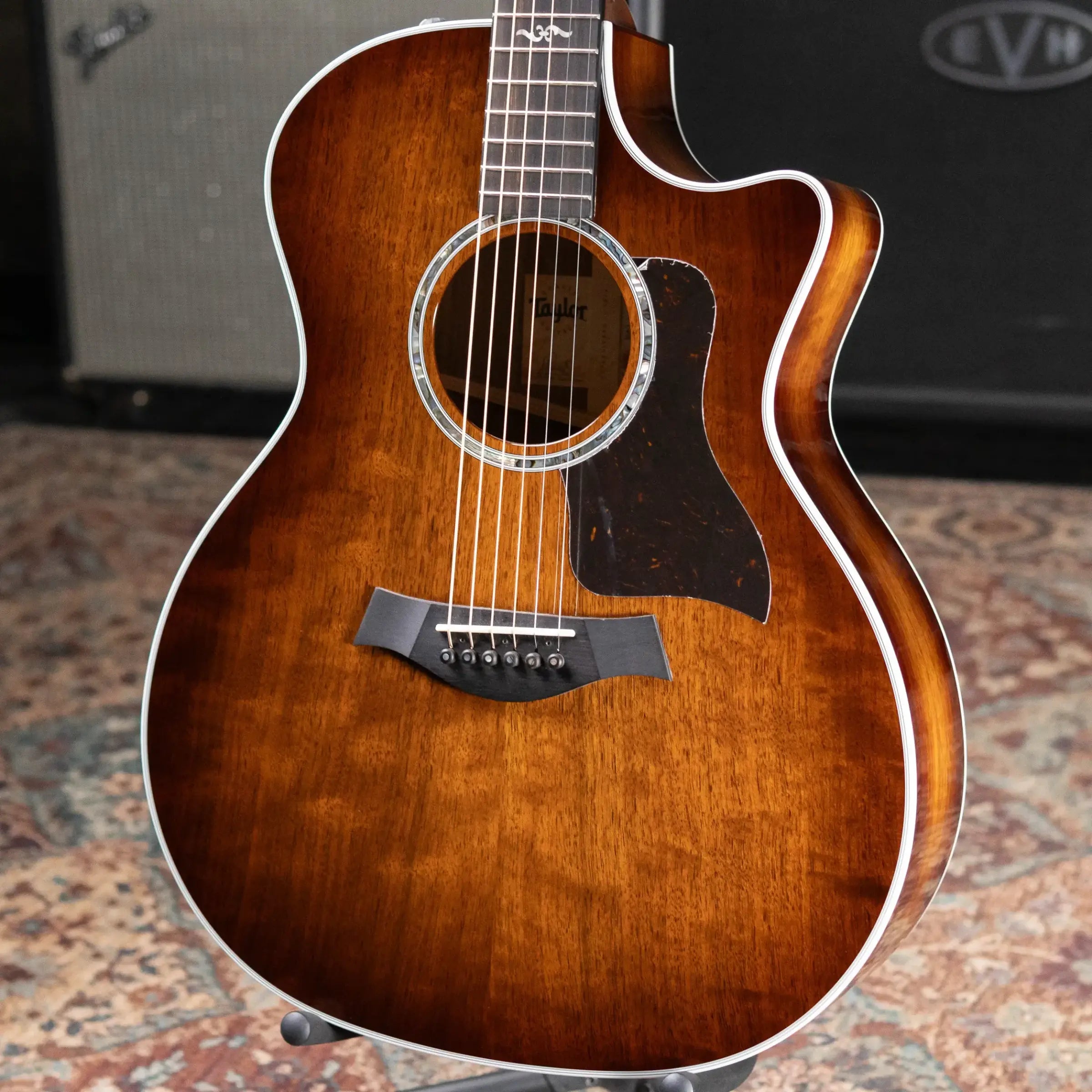 Taylor 424ce Special Edition Grand Auditorium Acoustic/Electric Guitar - Shaded Edge Burst with Hardshell Case