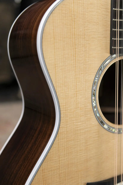 Taylor 454ce 12-String Grand Auditorium Acoustic/Electric Guitar with Hardshell Case