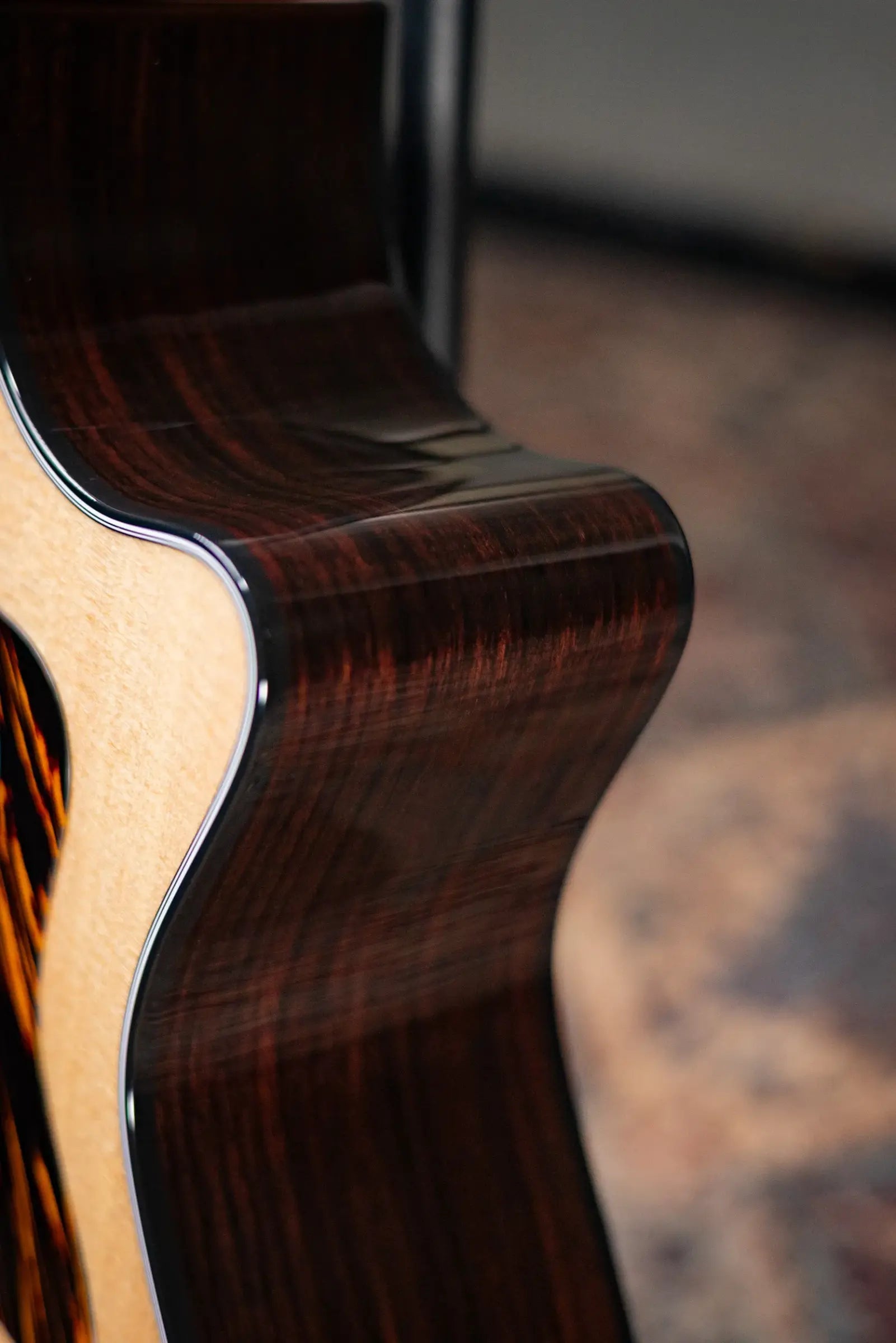 Taylor 454ce 12-String Grand Auditorium Acoustic/Electric Guitar Natural with Hardshell Case