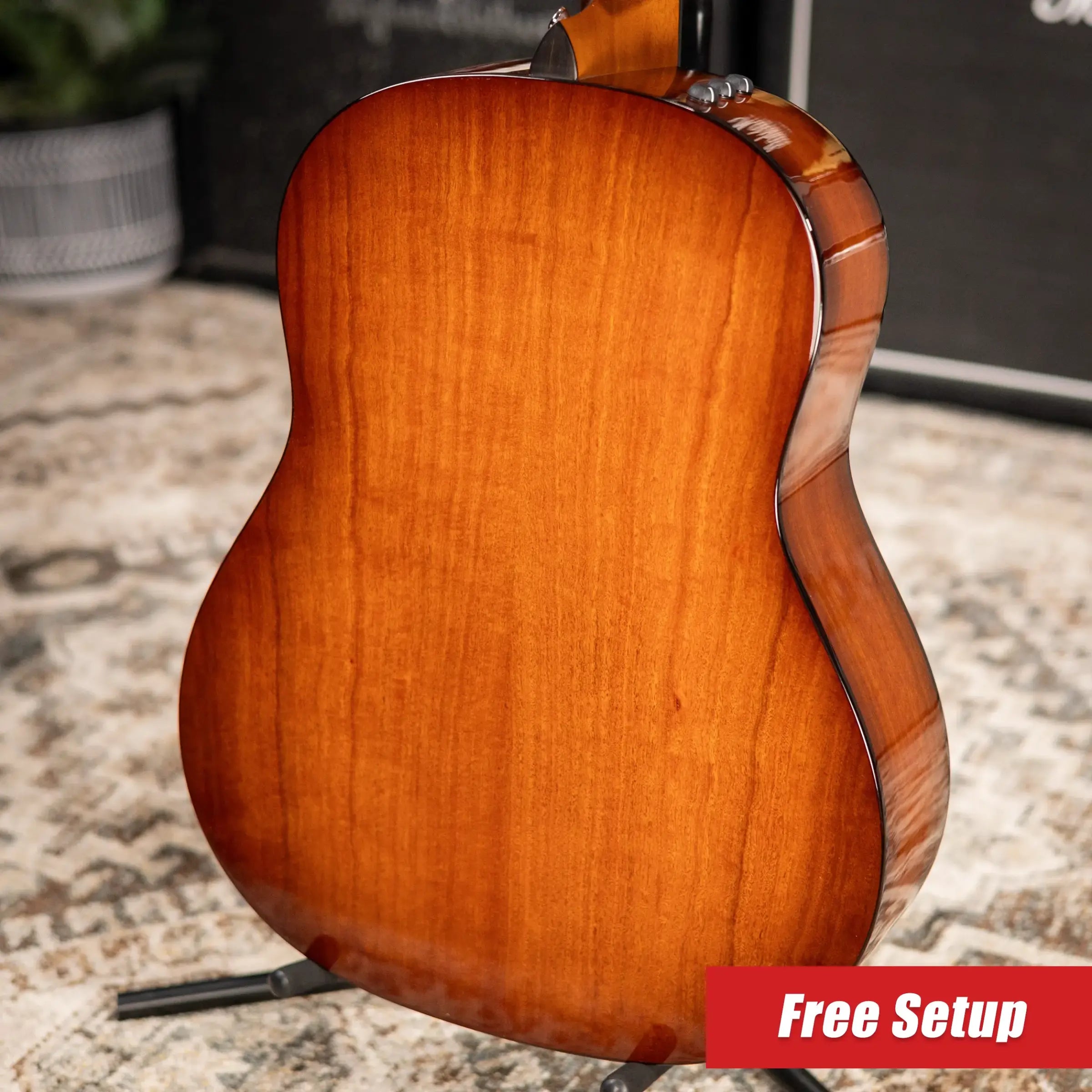 Taylor 517e Grand Pacific Acoustic/Electric Guitar with Hardshell Case - Factory Demo