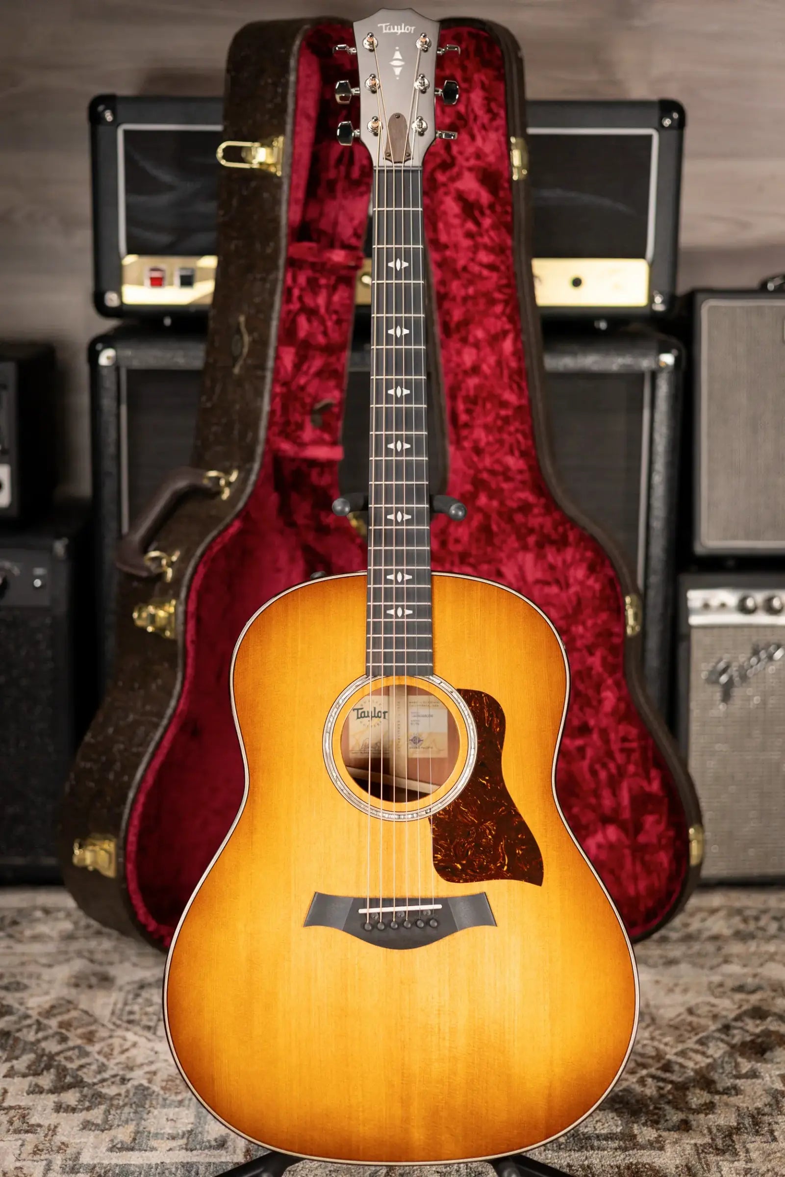 Taylor 517e Grand Pacific Acoustic/Electric Guitar with Hardshell Case - Factory Demo