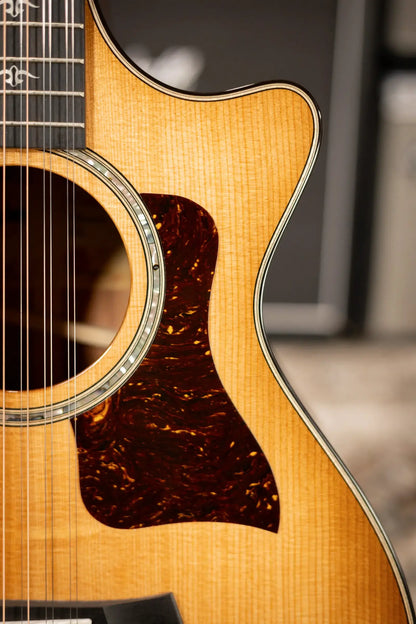 Taylor 552ce 12-String Grand Concert Acoustic/Electric Guitar - Shaded Edge Burst with Hardshell Case - Used