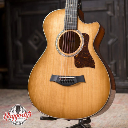 Taylor 552ce 12-String Grand Concert Acoustic/Electric with Hardshell Case