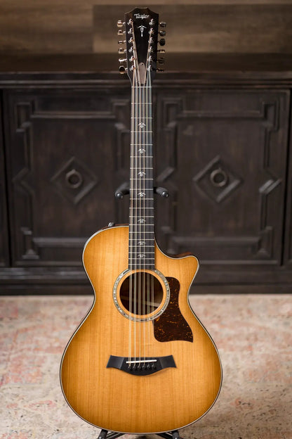 Taylor 552ce 12-String Grand Concert Acoustic/Electric with Hardshell Case