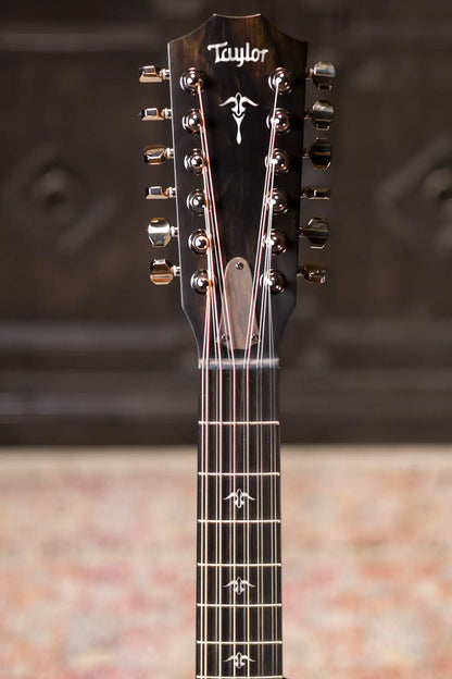 Taylor 552ce 12-String Grand Concert Acoustic/Electric with Hardshell Case