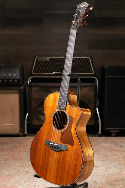 Taylor 722ce Grand Concert Acoustic/Electric Guitar with Hardshell Case - Factory Demo