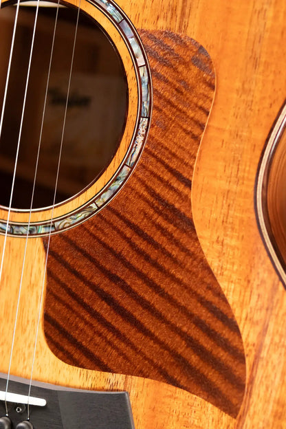 Taylor 724ce Grand Auditorium Acoustic/Electric Guitar with Hardshell Case