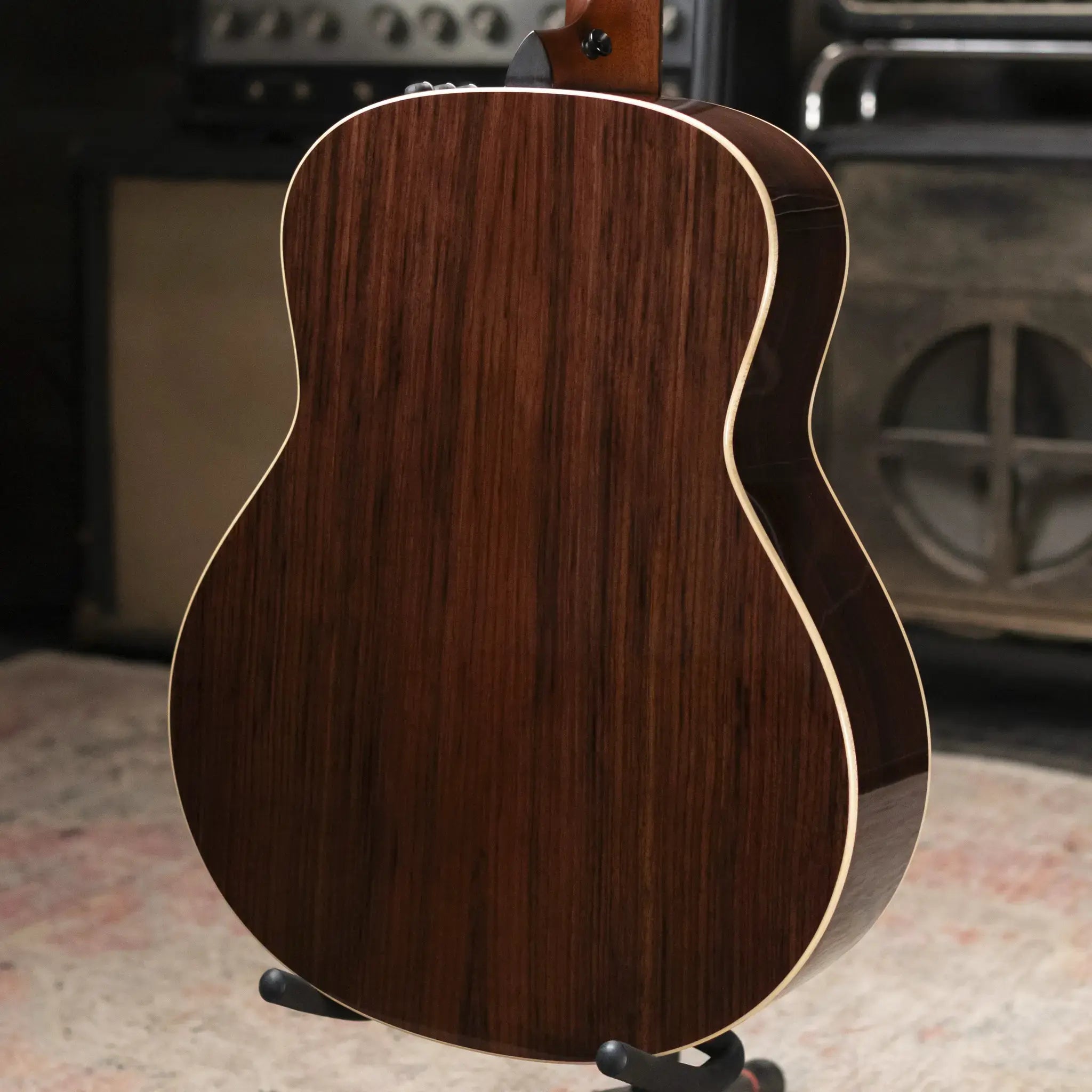 Taylor 811e Left-Handed Grand Theater Acoustic/Electric with Aerocase
