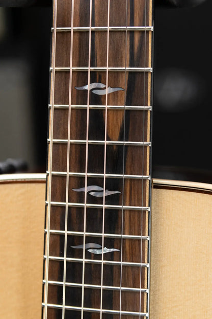 Taylor 812e Grand Concert Acoustic-Electric Guitar with Hardshell Case - Used