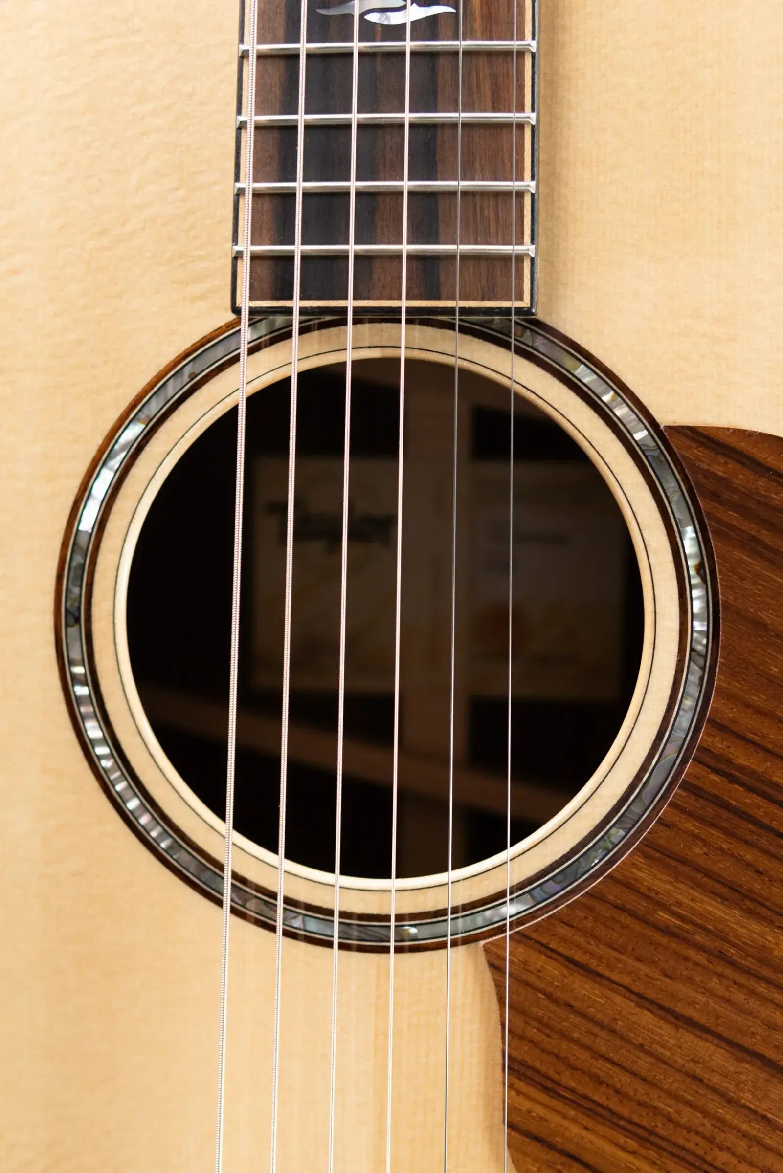 Taylor 812e Grand Concert Acoustic-Electric Guitar with Hardshell Case - Used