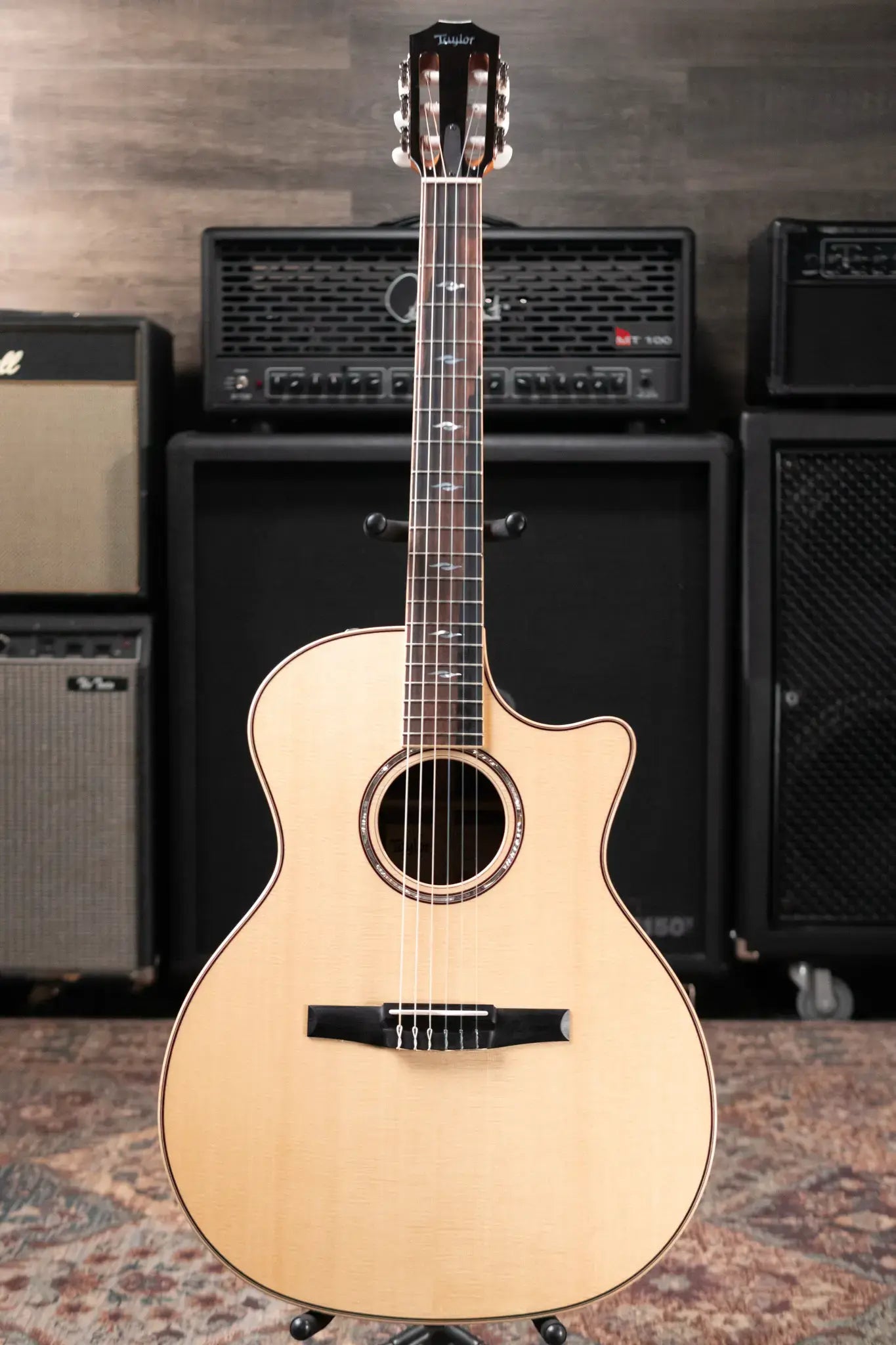 Taylor 814ce-N Nylon Grand Auditorium Acoustic/Electric Guitar with Hardshell Case