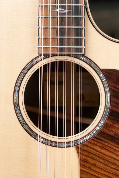 Taylor 854ce 12-String Grand Auditorium Acoustic/Electric Guitar with Hardshell Case
