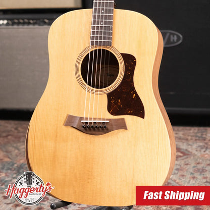 Taylor Academy 10e Dreadnought Acoustic/Electric Guitar with Gig Bag