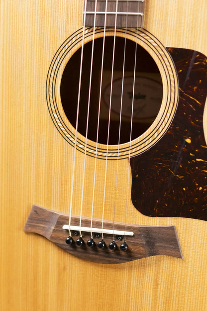 Taylor Academy 10e Dreadnought Acoustic/Electric Guitar with Gig Bag