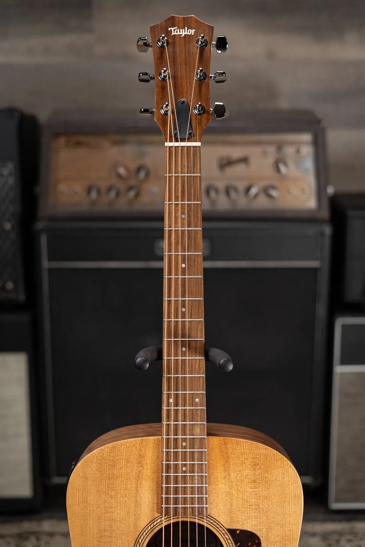 Taylor Academy 10e Dreadnought Acoustic/Electric Guitar with Gig Bag