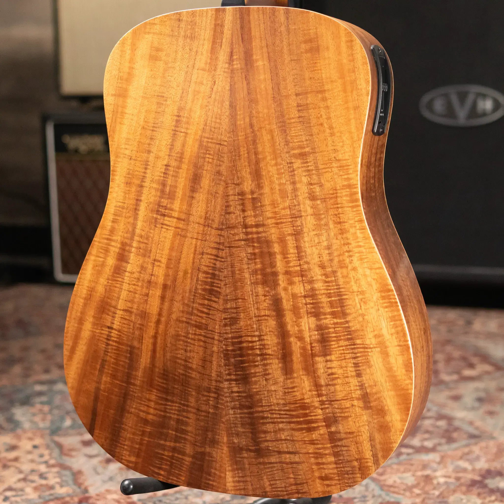 Taylor Academy 10e LTD Dreadnought Acoustic/Electric Guitar - Spruce/Figured Koa with Gig Bag
