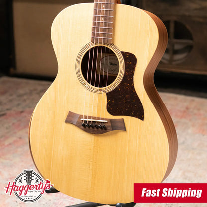 Taylor Academy 12e Grand Concert Acoustic/Electric Guitar with Gig Bag