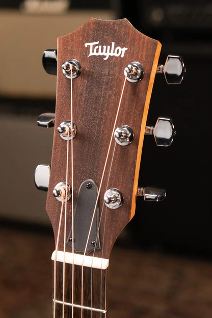 Taylor Academy 12e Grand Concert Acoustic/Electric Guitar with Gig Bag