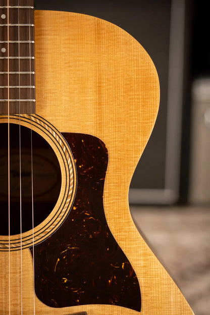 Taylor Academy 12e Grand Concert Acoustic/Electric Guitar with Gig Bag