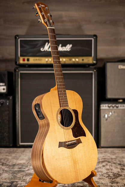Taylor Academy 12e Grand Concert Acoustic/Electric Guitar with Gig Bag
