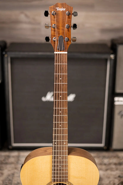 Taylor Academy 12e Grand Concert Acoustic/Electric Guitar with Gig Bag