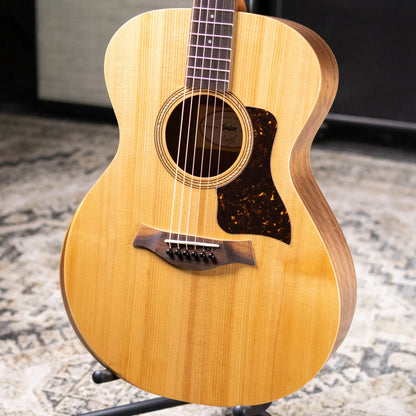 Taylor Academy 12e Grand Concert Acoustic/Electric Guitar with Gig Bag