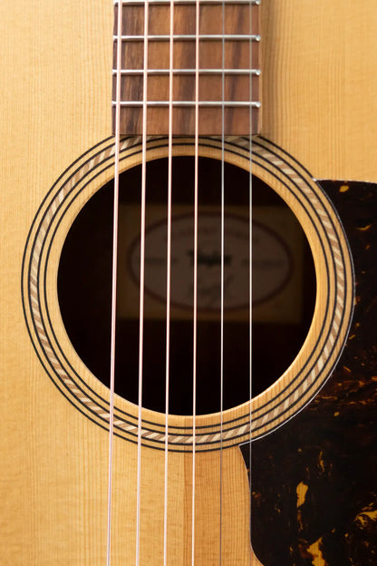 Taylor Academy 12e Grand Concert Acoustic/Electric with Gig Bag - Used