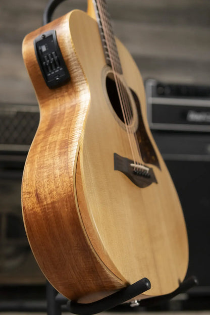 Taylor Academy 12e LTD Grand Concert Acoustic/Electric Guitar - Figured Koa with Gig Bag
