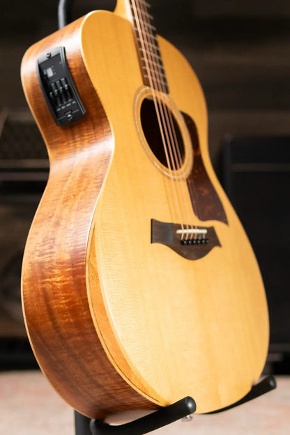 Taylor Academy 12e LTD Grand Concert Acoustic/Electric Guitar - Figured Koa with Gig Bag