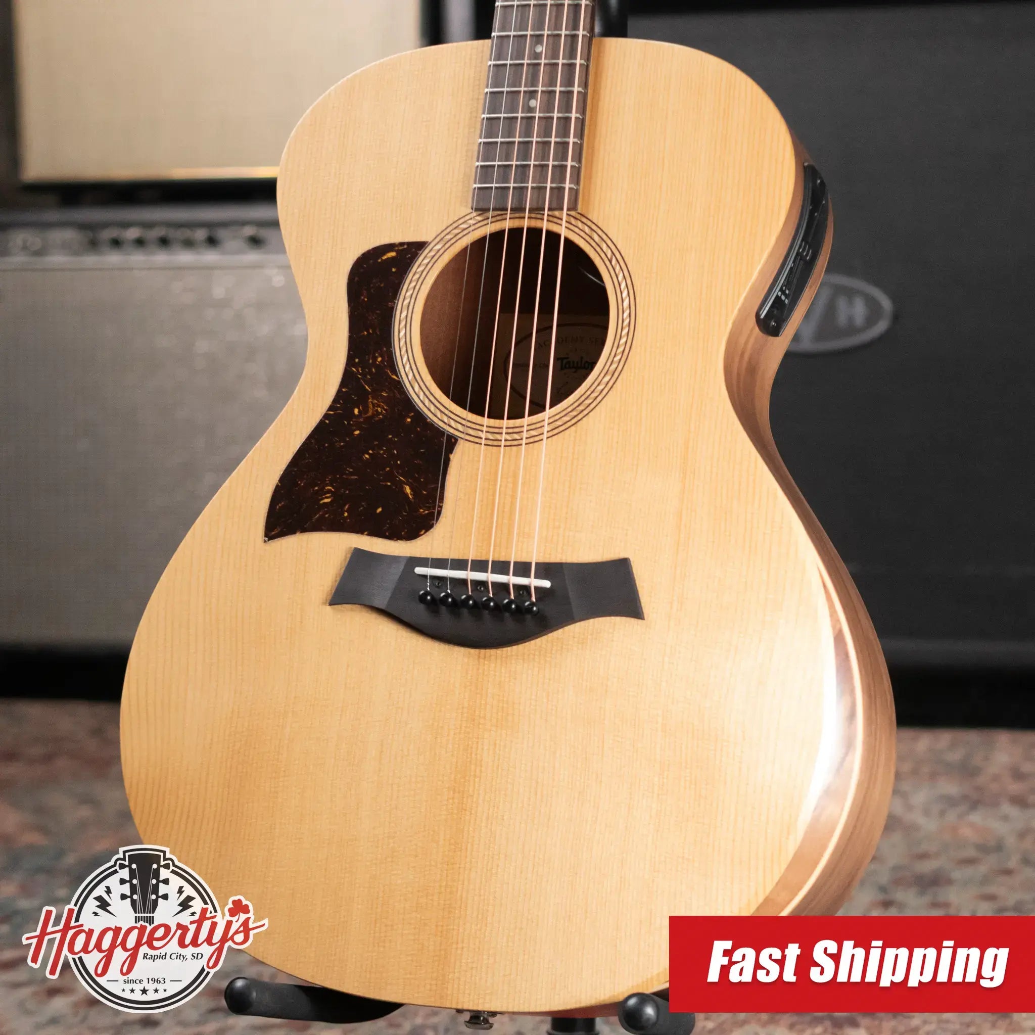 Taylor Academy 12e Left-Handed Grand Concert Acoustic/Electric Guitar with Gig Bag