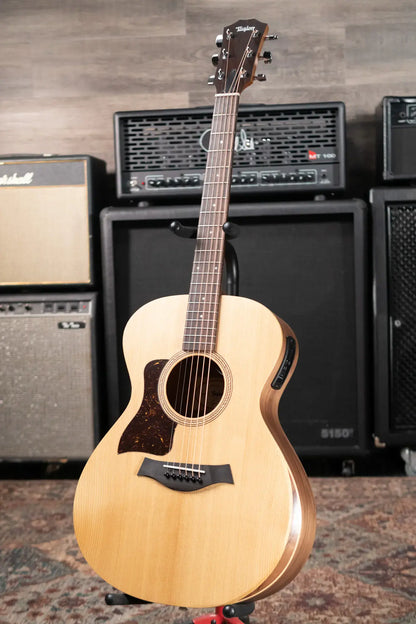 Taylor Academy 12e Left-Handed Grand Concert Acoustic/Electric Guitar with Gig Bag
