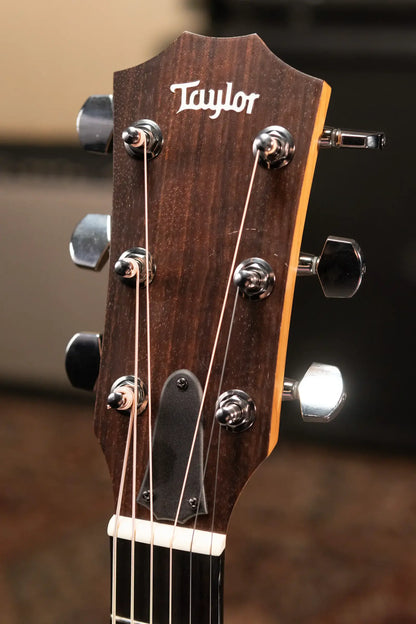 Taylor Academy 20e Acoustic Guitar with Gig Bag - Used