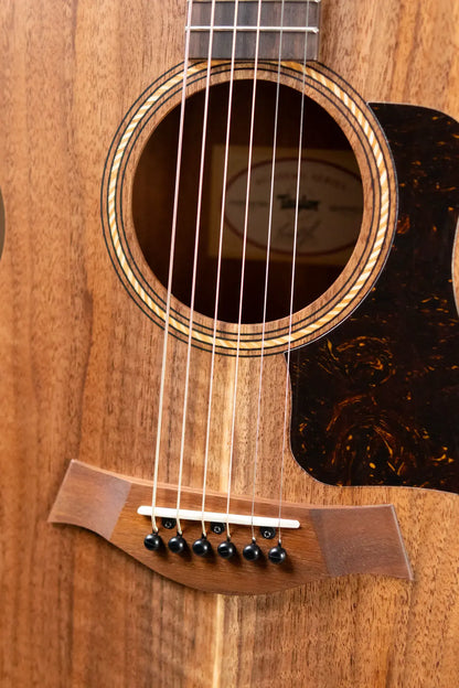 Taylor Academy 22e Grand Concert Acoustic/Electric Guitar with Gig Bag