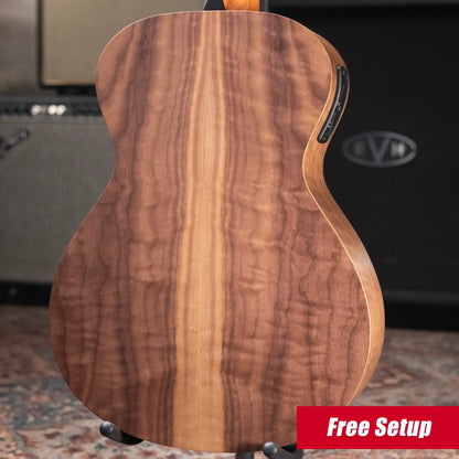 Taylor Academy 22e Grand Concert Acoustic/Electric Guitar with Gig Bag