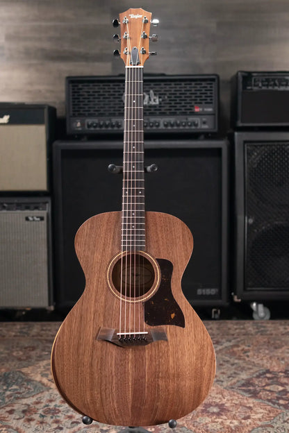 Taylor Academy 22e Grand Concert Acoustic/Electric Guitar with Gig Bag