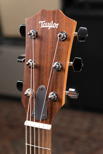 Taylor Academy 22e Grand Concert Acoustic/Electric Guitar with Gig Bag