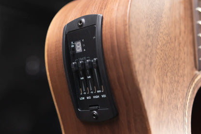 Taylor Academy 22e Grand Concert Acoustic/Electric Guitar with Gig Bag