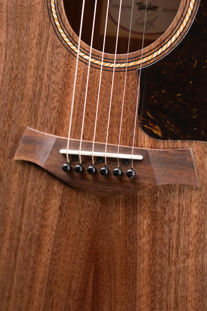 Taylor Academy 22e Grand Concert Acoustic/Electric Guitar with Gig Bag