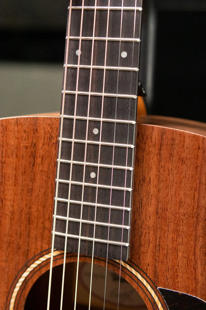 Taylor Academy 22e Grand Concert Acoustic/Electric Guitar with Gig Bag
