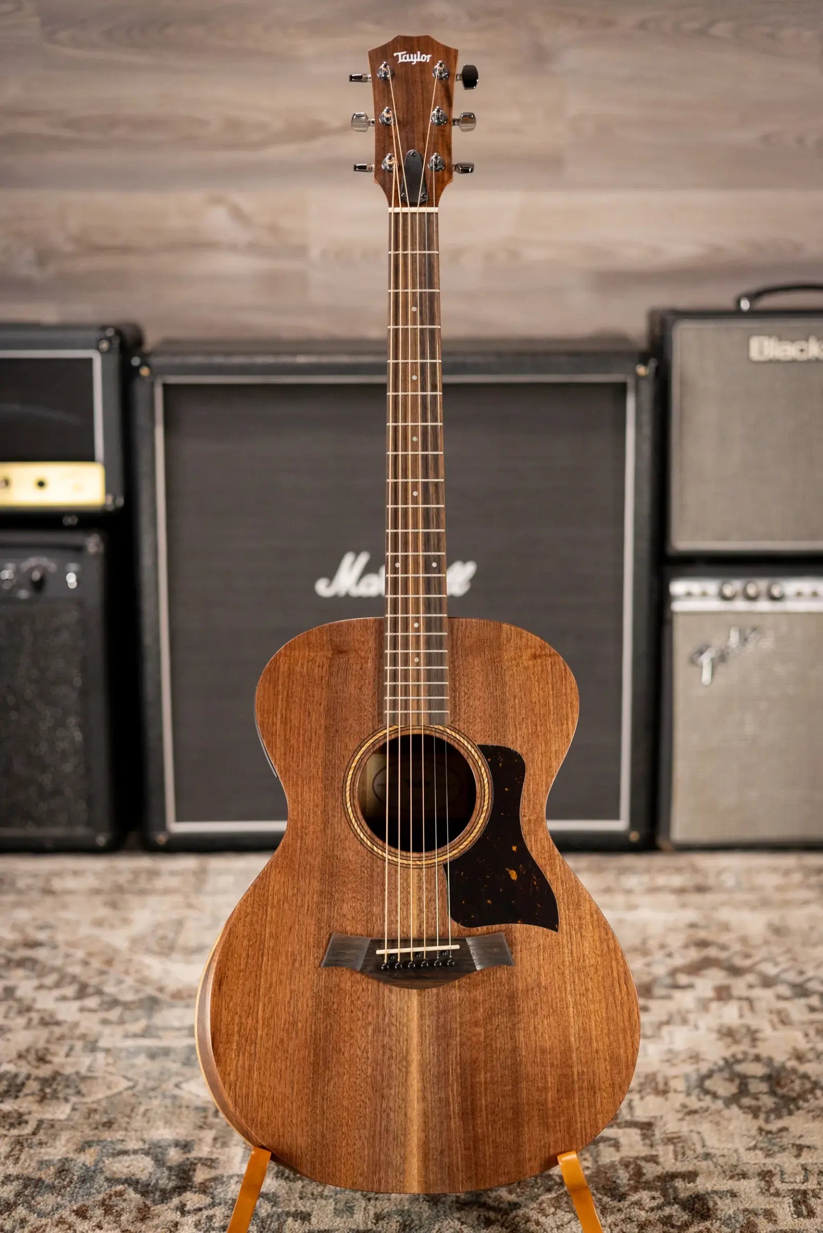 Taylor Academy 22e Grand Concert Acoustic/Electric Guitar with Gig Bag